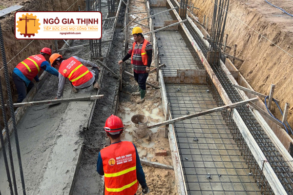 Đội ngũ kỹ sư và thợ thi công – nền tảng của chất lượng