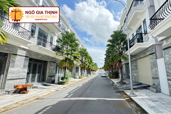 Xây dựng nhà liền kề trọn gói xử lý móng và tường chung thế nào?